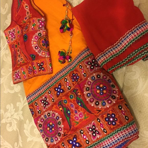 Indian chania choli - Garba wear - Picture 3 of 5